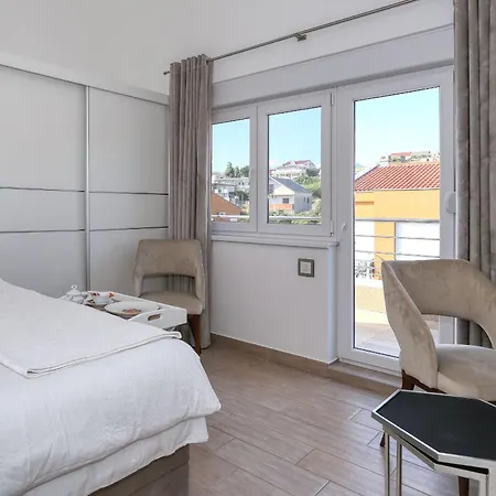 Jasmin - Amazing Seaview Maisonette With Direct Access شقة *