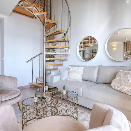 Jasmin - Amazing Seaview Maisonette With Direct Access *